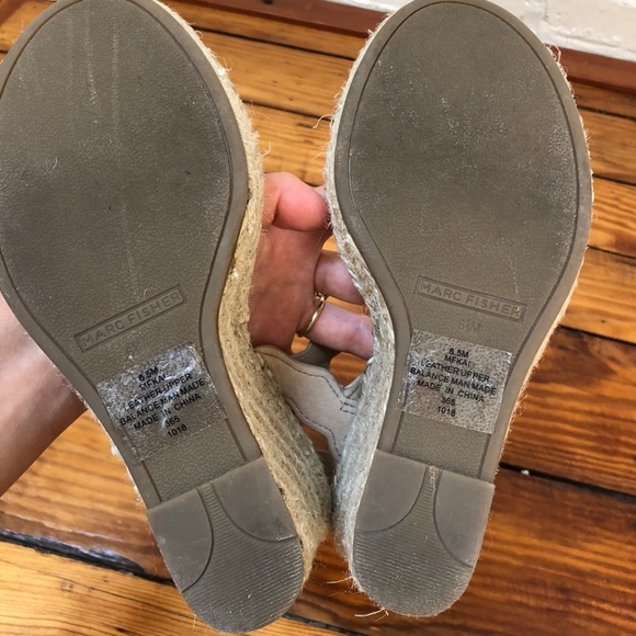 Marc Fisher Seagrass Wedges - Picture 2 of 4